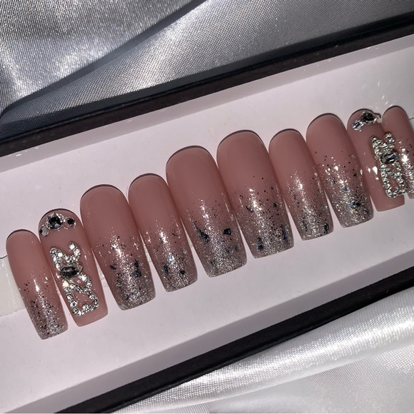 2023 Winter Glitter Fade Press On Nails - Picture 3 of 9